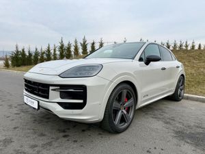 Porsche Cayenne GTS Tiptronic S 2024