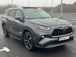 Toyota Highlander III [2020 - Prezent] 2.5 L Dynamic Force 248CP Luxury Pearly 2022