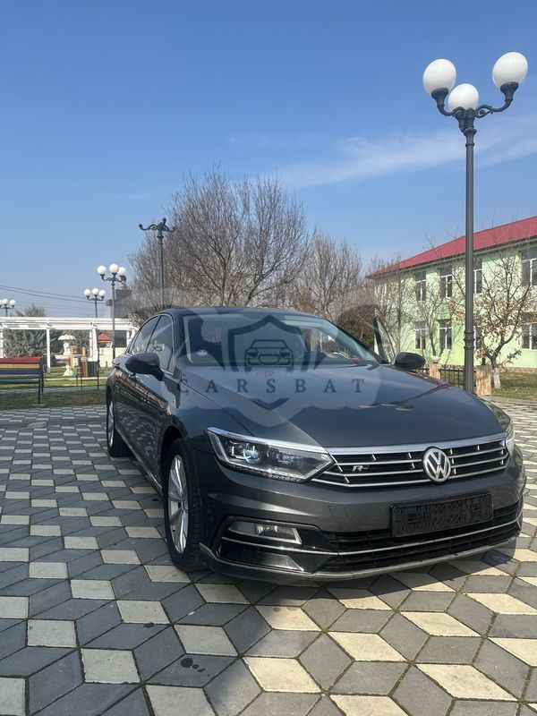 Volkswagen Passat B8 [2014 - Prezent] 1.4 TSI ACT (BlueMotion Technology) DSG Comfortline 2016