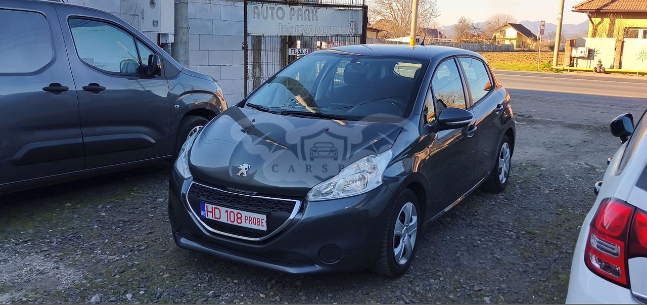 Peugeot 208 I [2012 - 2019] 1.4 HDi FAP Style 2013