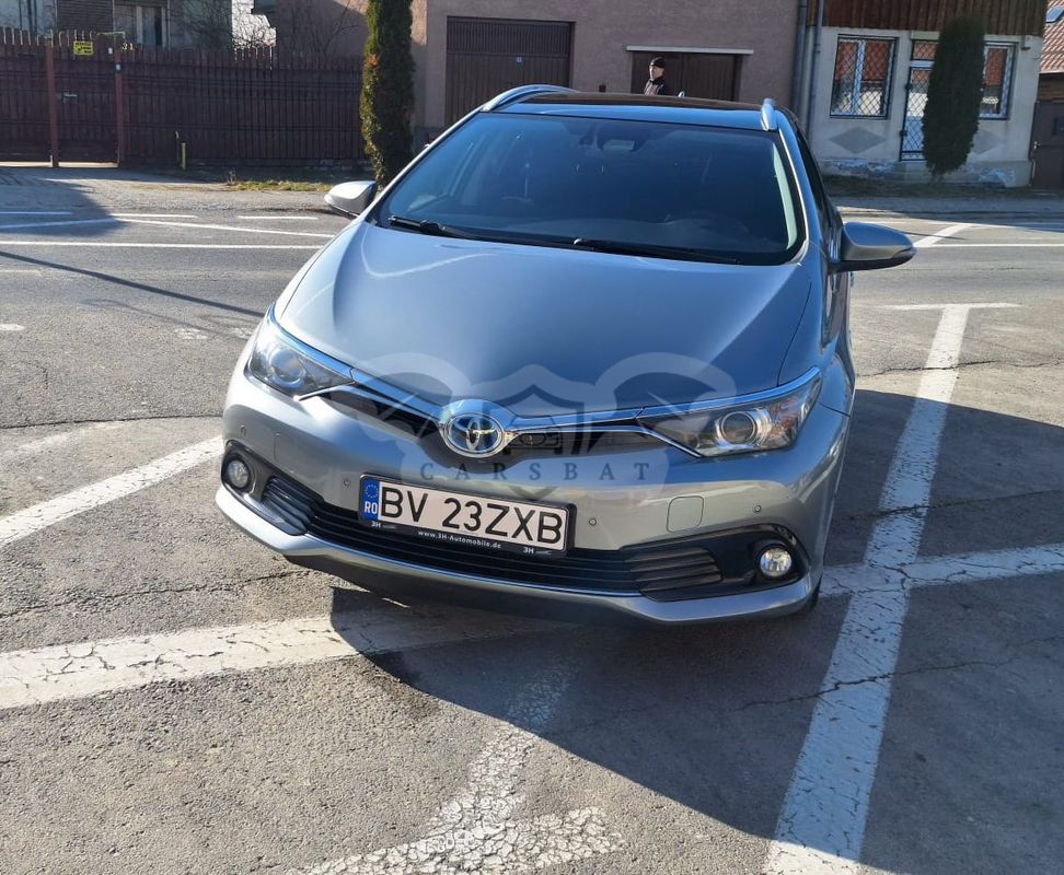 Toyota Auris 1.8 L VVT-i HSD Sol 2015
