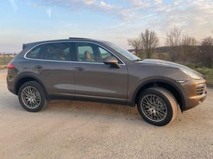 Porsche Cayenne S Tiptronic S 2013