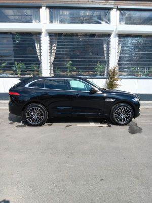 Jaguar F-Pace 20d RWD Pure 2020
