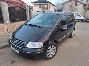 Volkswagen Sharan II [2010 - Prezent] 2.0 TDI BlueMotion Technology Match 2010