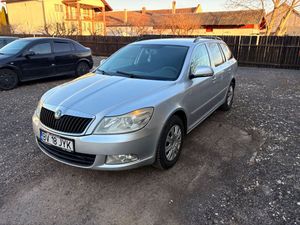Skoda Octavia 1.6 TDI DPF Active 2011