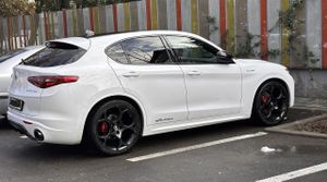 Alfa Romeo Stelvio 2.2 16V AT8 Q4 Veloce 2022