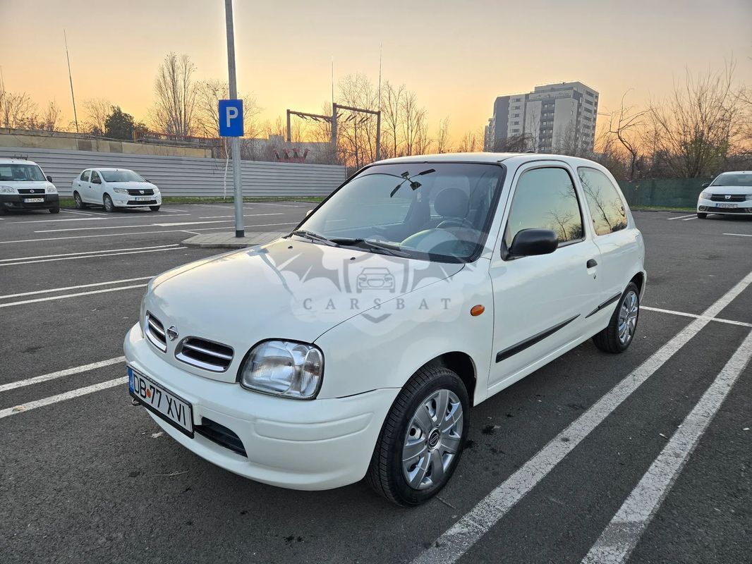 Nissan Micra (March) K11 [1992 - 2002] 1.4 CVT Luxury 2001