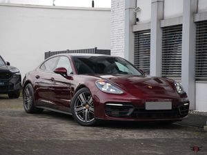 Porsche Panamera 4 E-Hybrid Platinum Edition 2022