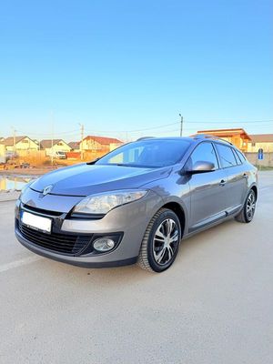 Renault Megane III [2008 - 2016] ENERGY dCi 110 Start & Stop Paris Business 2013