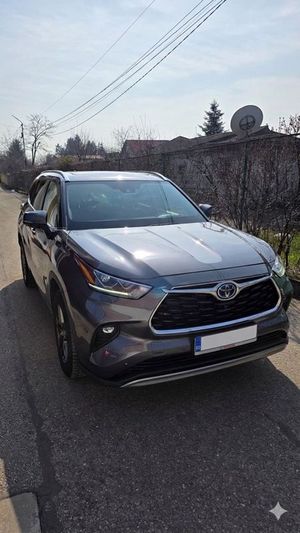Toyota Highlander III [2020 - Prezent] 2.5 L Dynamic Force 248CP Exclusive Metallic 2022
