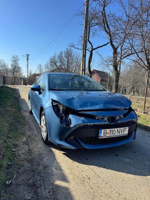 Toyota Corolla XII [2020 - Prezent] 1.8 HSD Active 2021