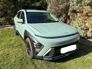 Hyundai Kona 1.0 T-GDI 120 CP 7DCT 2WD Premium+ 2024