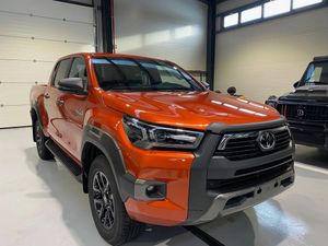 Toyota Hilux VIII [2015 - Prezent] 2.8D 204CP 4x4 Double Cab AT MHEV Invincible 2026