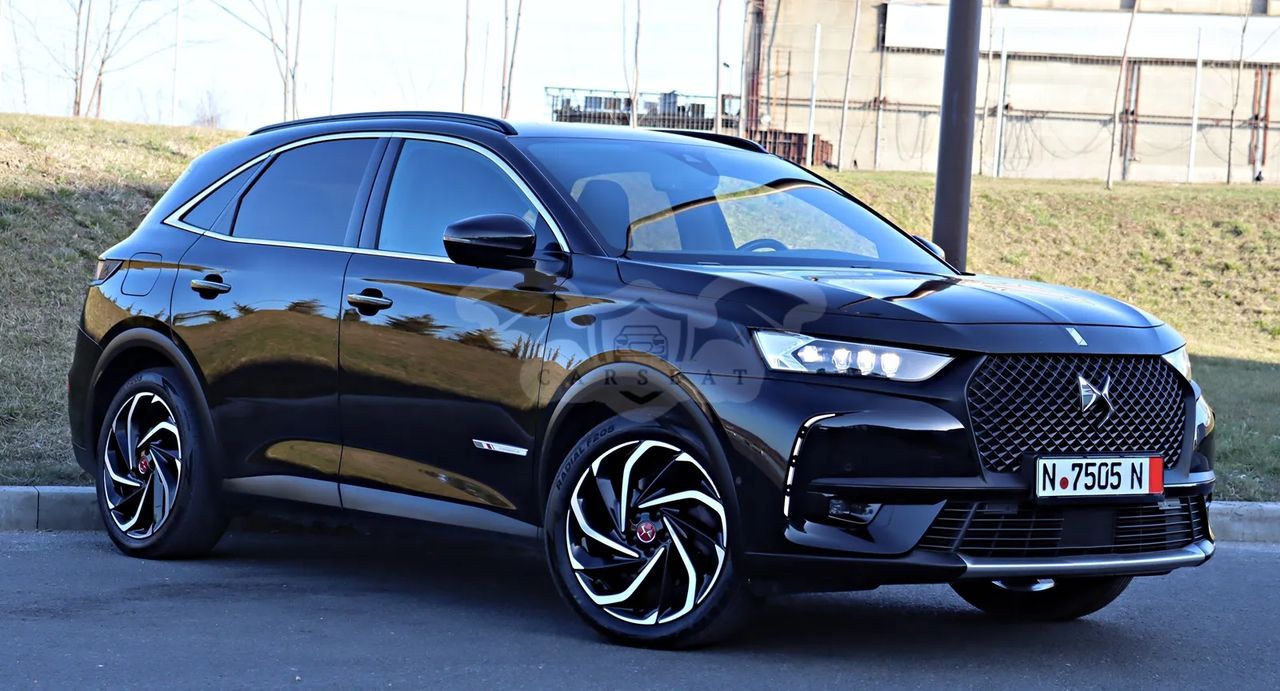 DS DS7 Crossback 1.6 PHeV AWD 300 EAT8 PERFORMANCE LINE + 2021