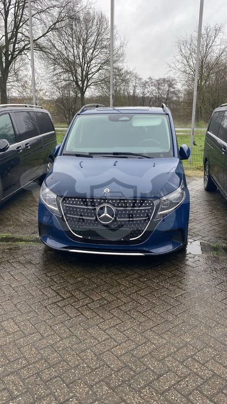 Mercedes-Benz V 300 d Combi Lung 237 CP AWD 9AT AVANTGARDE EDITION 2024