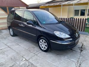 Peugeot 807 HDi 135 Tendance 2011