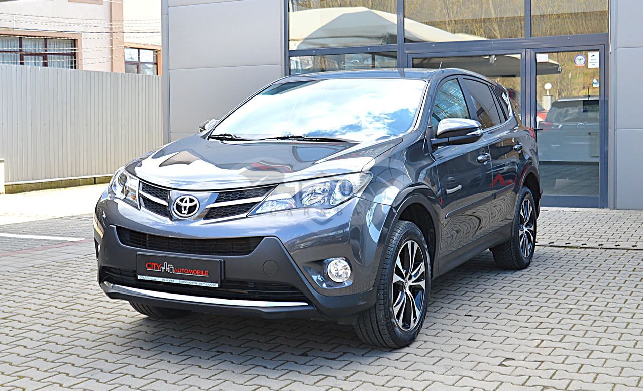 Toyota Rav4 2.2 D-4D 4x4 Automatik Edition 2014