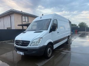 Mercedes-Benz Sprinter 2012