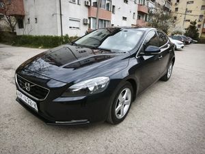 Volvo V40 2016