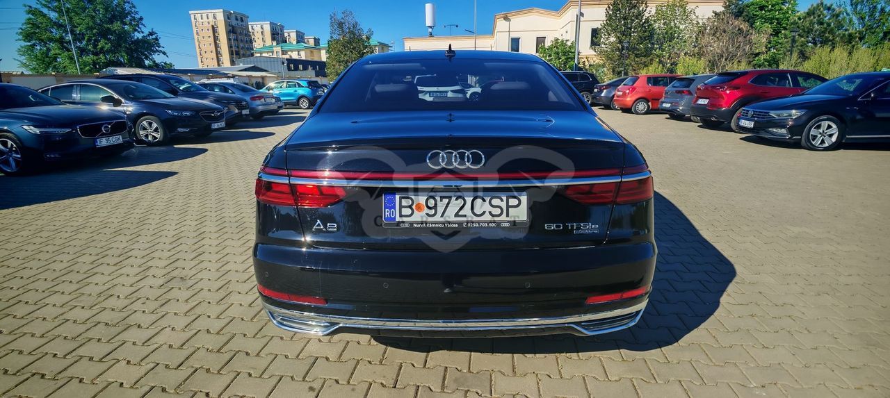 Audi A8 60 TFSI e quattro tiptronic 2021