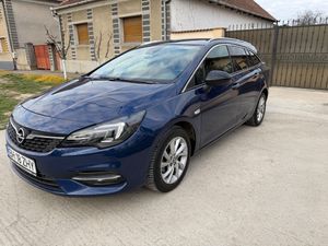 Opel Astra 2022