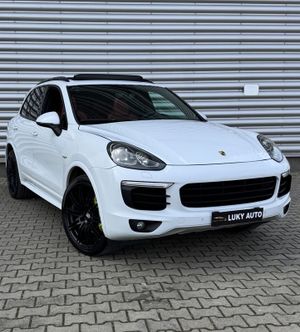 Porsche Cayenne 2016