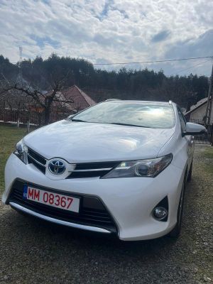 Toyota Auris II [2012 - 2018] 1.8 VVT-i Automatik Executive 2014