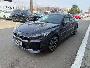 Kia Stinger 2.0 T-GDI RWD GT Line 2019