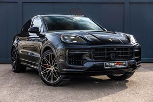 Porsche Cayenne E-Hybrid 2024