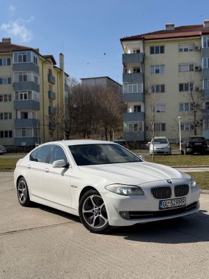 BMW 5 Series 520d 2012