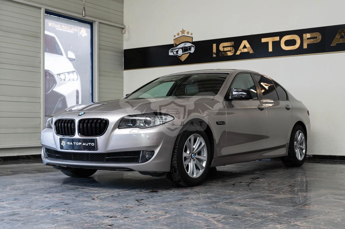 BMW 5 Series F10/F11/F07 [2010 - 2017] 525d Aut. 2011