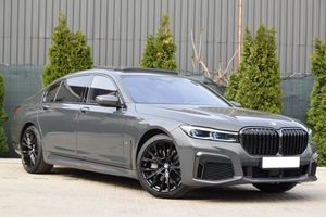BMW 7 Series 745Le xDrive 2019