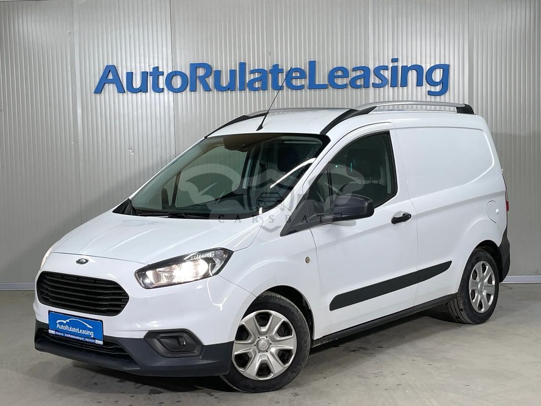 Ford Transit Courier 2021