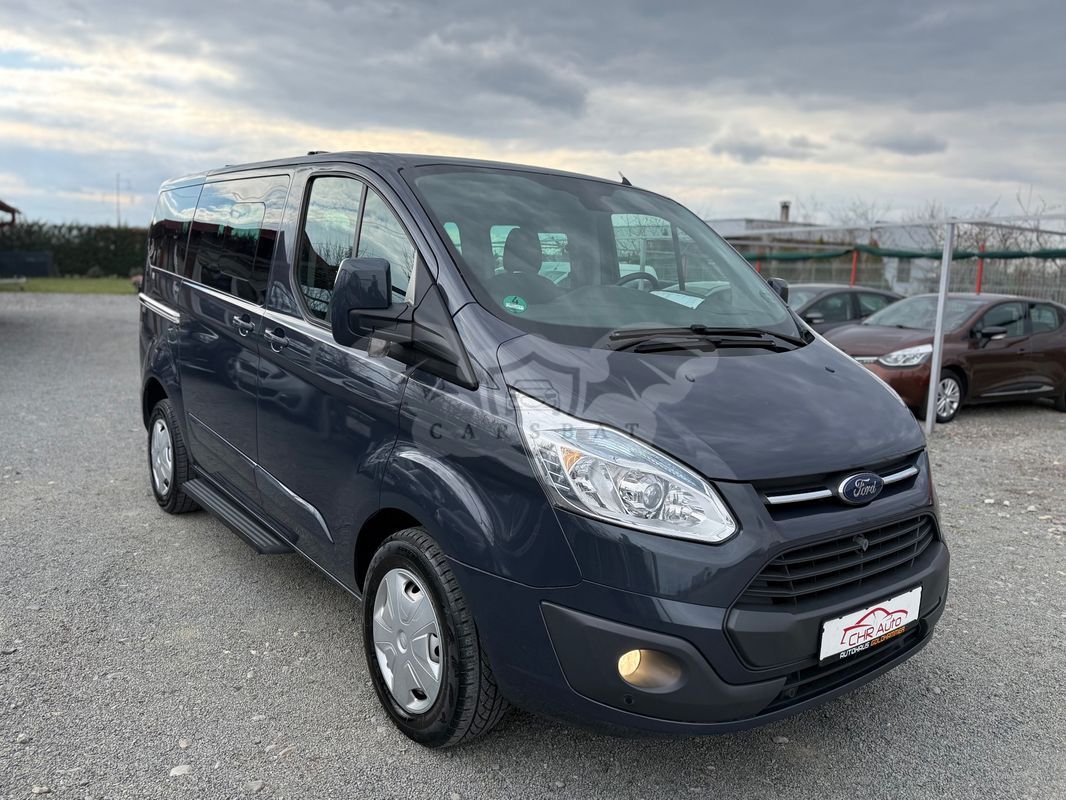 Ford Tourneo Custom 2013