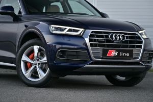 Audi Q5 FY [2016 - Prezent] 50 TFSI e quattro S tronic PHEV S Line 2021