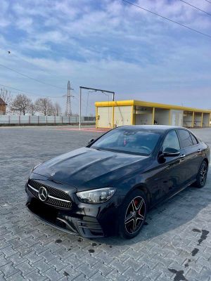 Mercedes-Benz E 300 4MATIC Aut. 2021