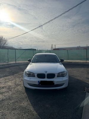 BMW 1 Series E81/E82/E87/E88 [2004 - 2011] 118d 2010