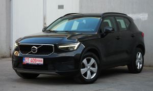 Volvo XC40 B4 AT8 Mild Hybrid Momentum Pro 2023