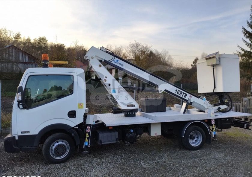 Nissan Cabstar 2017