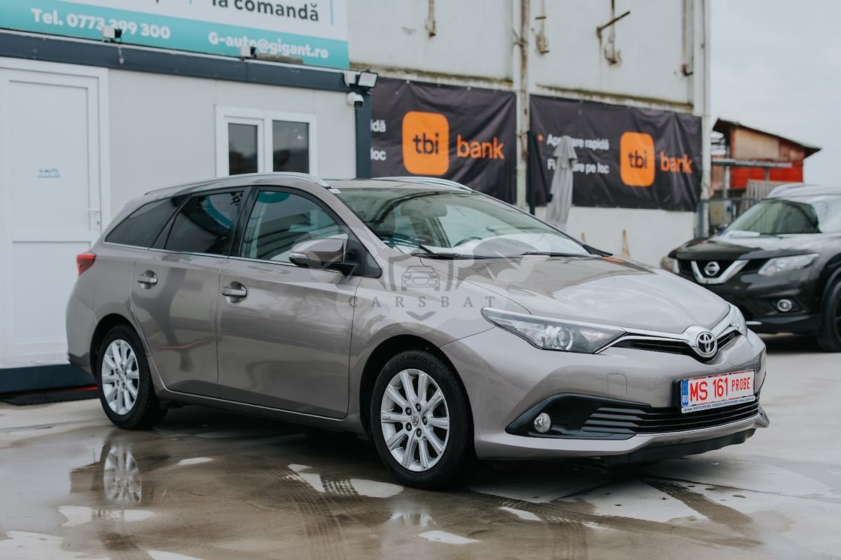 Toyota Auris II [2012 - 2018] 1.6 D-4D Comfort 2015