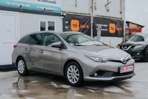 Toyota Auris II [2012 - 2018] 1.6 D-4D Comfort 2015
