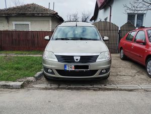 Dacia Logan I [2004 - 2012] 1.5 dCi Laureate II 2012