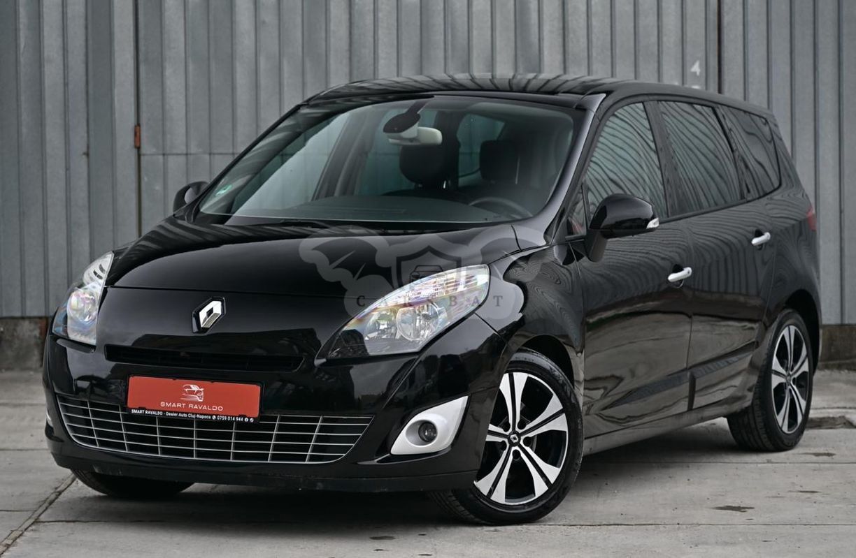 Renault Grand Scenic dCi 130 FAP Start & Stop Bose Edition 2011