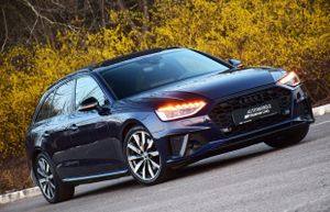 Audi A4 2.0 35 TDI S tronic MHEV S Line 2022