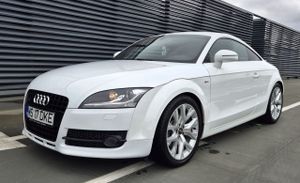 Audi TT 8J [2006 - 2014] 2.0 TDI quattro 2009