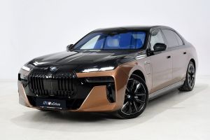 BMW i7 xDrive60 2022