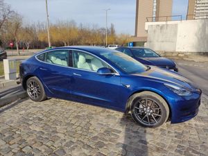 Tesla Model 3 2019