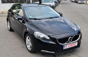 Volvo V40 II [2012 - Prezent] D4 Summum 2017