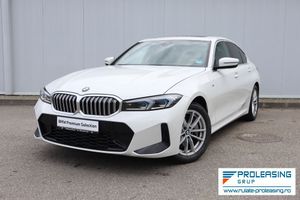 BMW 3 Series 330i xDrive AT 2022