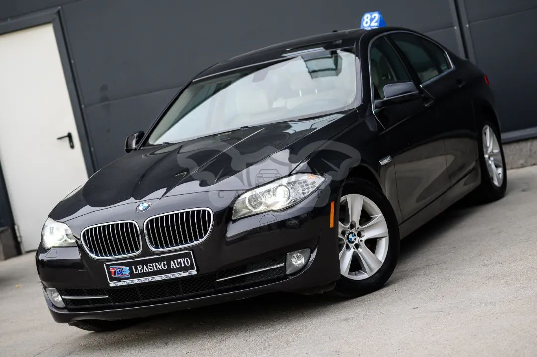 BMW 5 Series F10/F11/F07 [2010 - 2017] 528i Aut. 2013